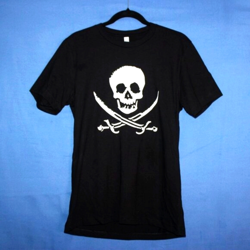 Bella Canvas Skull & Swords Graphic T-Shirt Black Medium